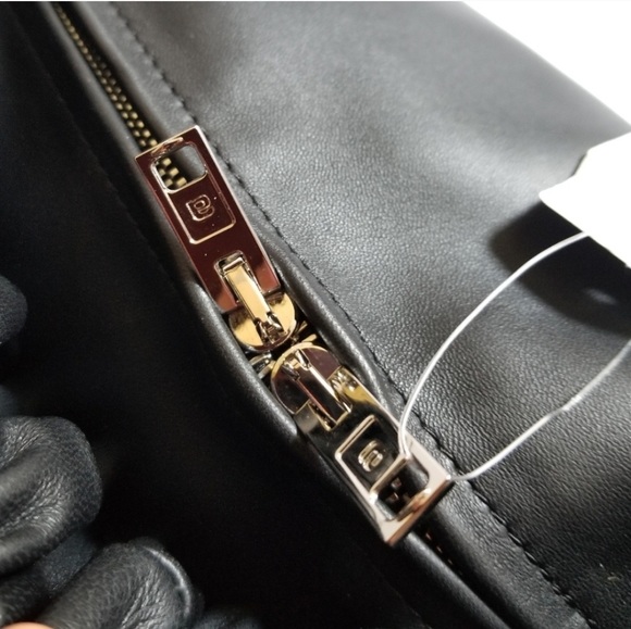 Alexander Wang Large Scrunchie Leather Top Handle Bag Black - Picture 9 of 15